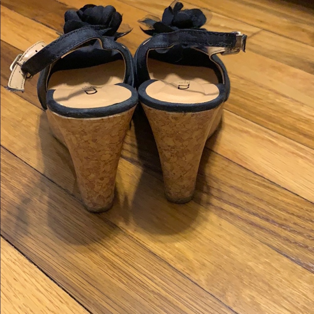 Wedge sandals - Picture 3 of 3
